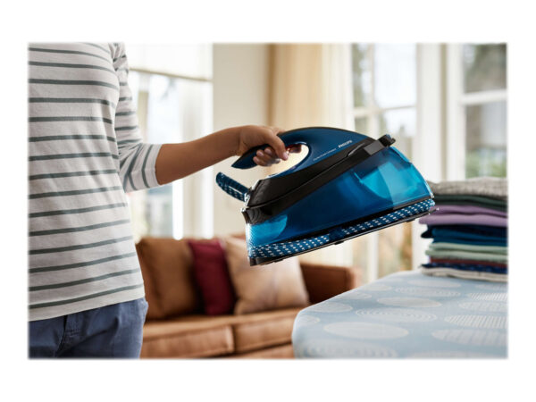 Philips | Steam Station | PerfectCare Compact GC7846/80 | 2400 W | 1.5 L | Auto power off | Vertical steam function | Calc-clean function | Blue - Image 6