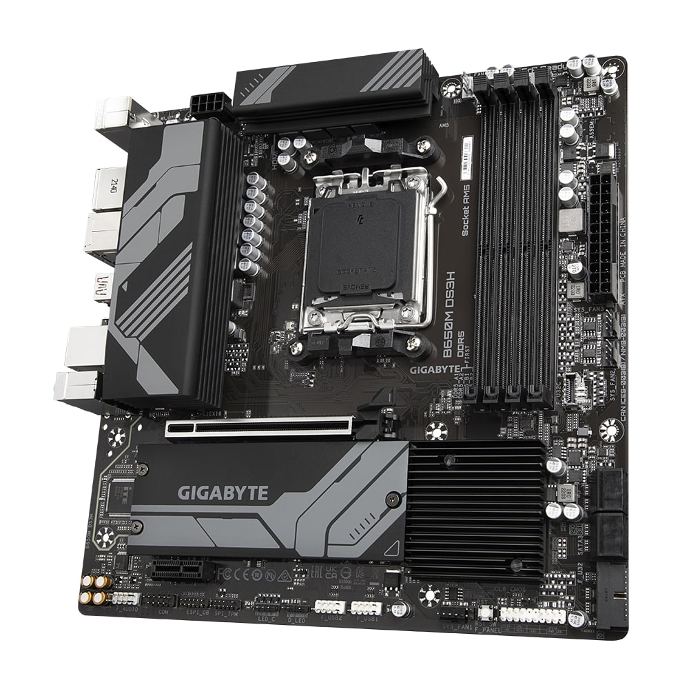 Gigabyte | B650M DS3H 1.0 M/B | Processor family AMD | Processor socket AM5 | DDR5 DIMM | Memory slots 4 | Supported hard disk drive interfaces SATA, M.2 | Number of SATA connectors 4 | Chipset B650 | Micro ATX - Image 5