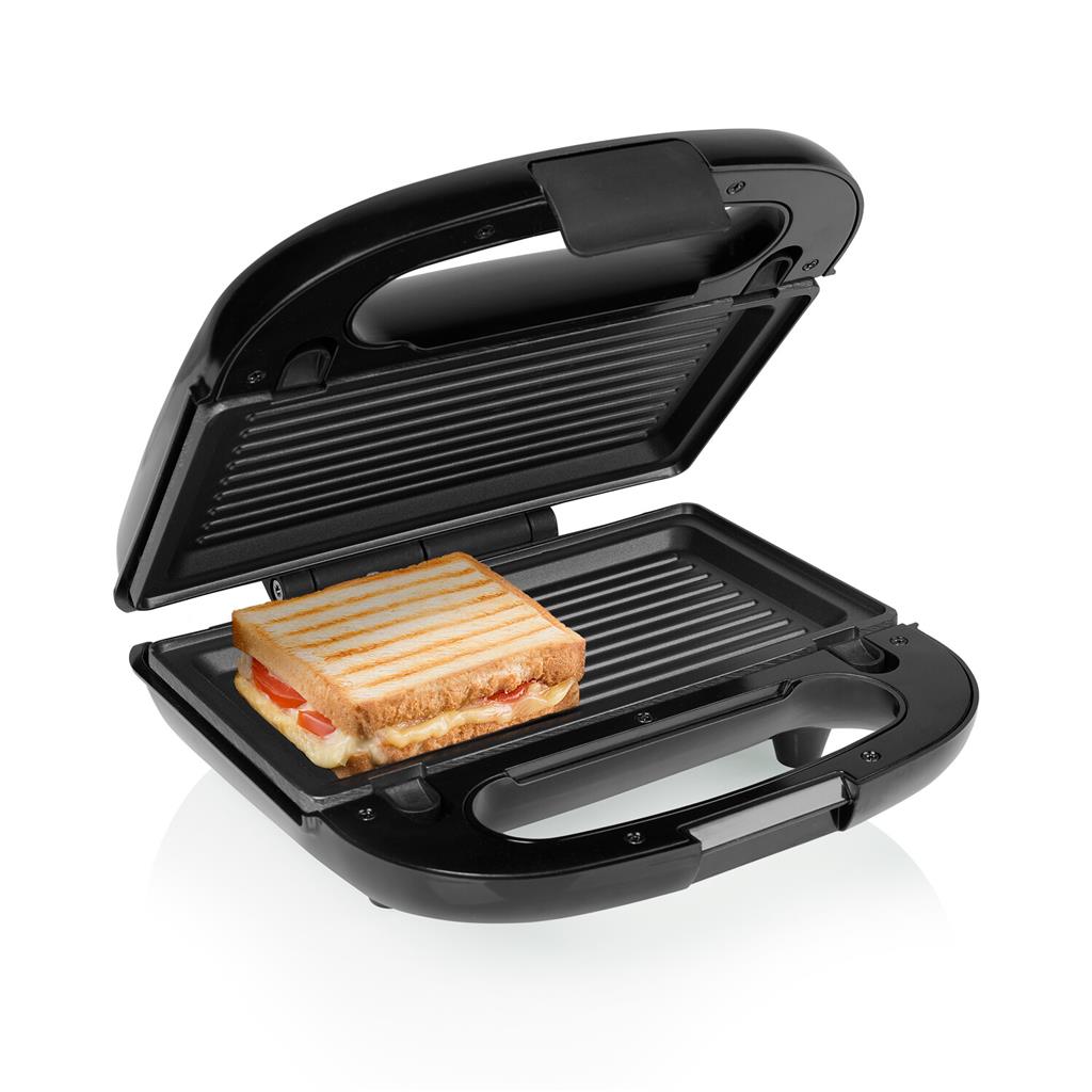 Tristar | Sandwich maker 3-in-1 | SA-3071 | 750 W | Number of plates 3 | Black - Image 2