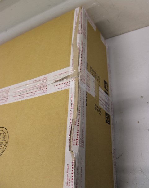 Samsung | LS27DG702EUXDU | 27 " | IPS | 16:9 | 144 Hz | 1 ms | 3840 x 2160 pixels | 350 cd/m² | HDMI ports quantity 2 | Black - Image 8