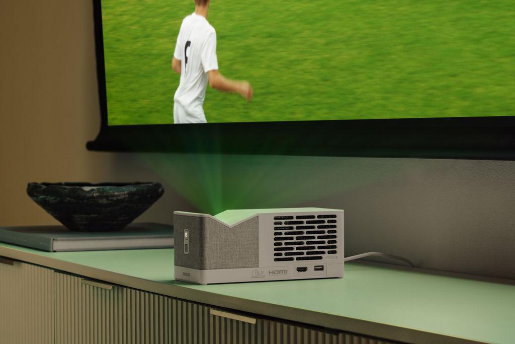 Philips | Screeneo UL5 Smart | Full HD (1920x1080) | 550 ANSI lumens | 1800:1 | White | 4:3, 16:9 | 1800:1 | Triple Laser Ultra Short Throw Projector | Wi-Fi - Image 11