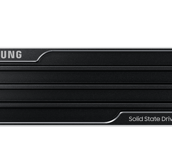 Samsung 9100 PRO | 4000 GB | SSD form factor M.2 2280 | Solid-state drive interface PCIe 5.0x4 | Read speed 14800 MB/s | Write speed 13400 MB/s