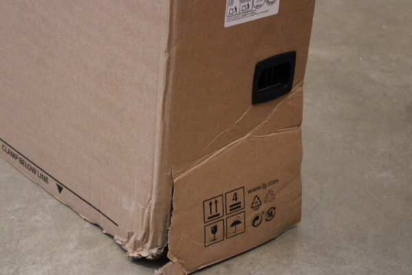 SALE OUT. LG 86UN640S0LD 86“ 3840x2160/330cd/m2/HDMI RF USB | LG | 86UN640S0LD | Wi-Fi | DAMAGED PACKAGING, DENT ON BACK, DEFORMED BEZEL - Image 4