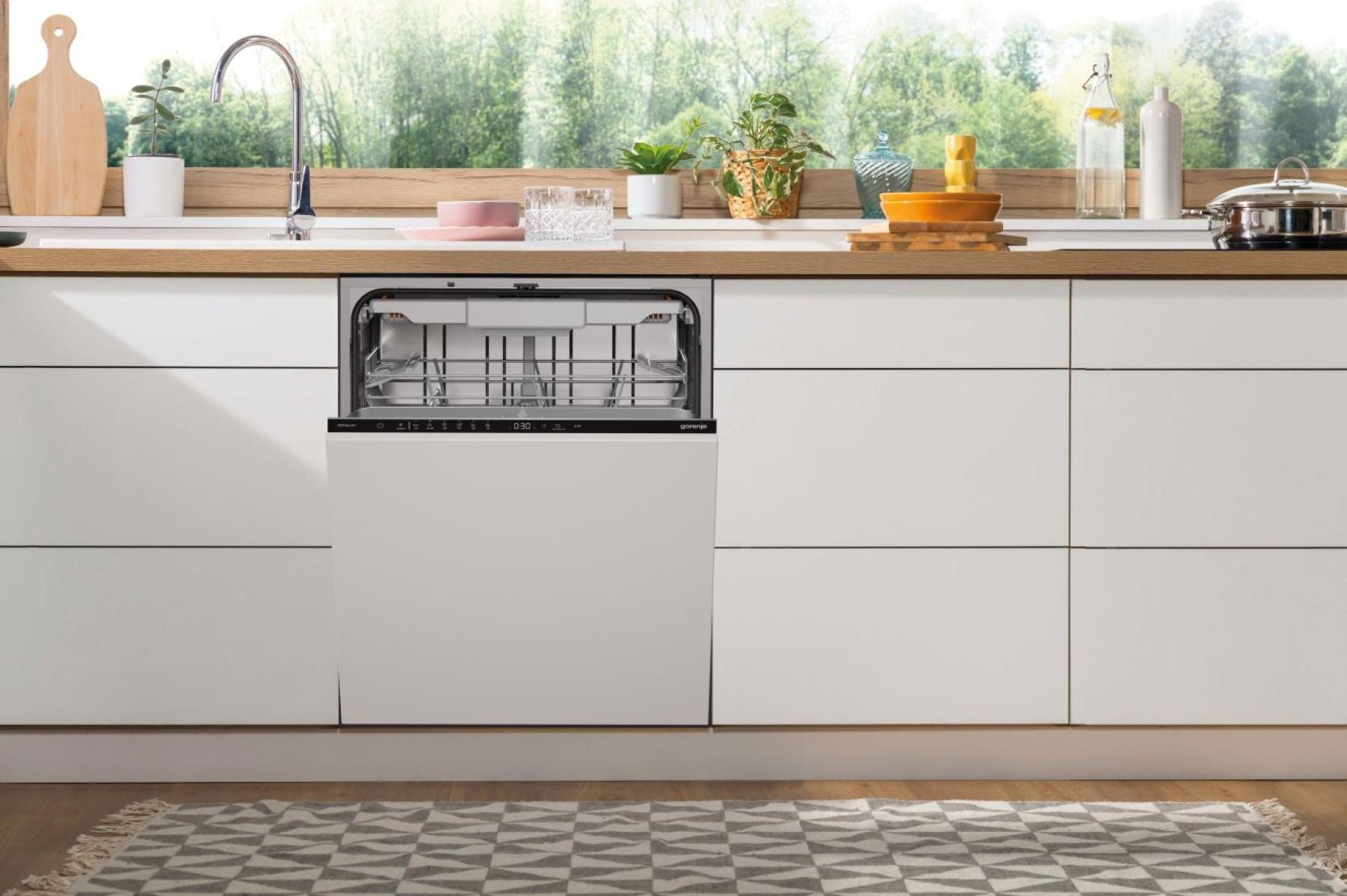 Gorenje Dishwasher | GV16D5 | Built-in | Width 59.8 cm | Number of place settings 16 | Number of programs 6 | Energy efficiency class D | Display | AquaStop function - Image 9