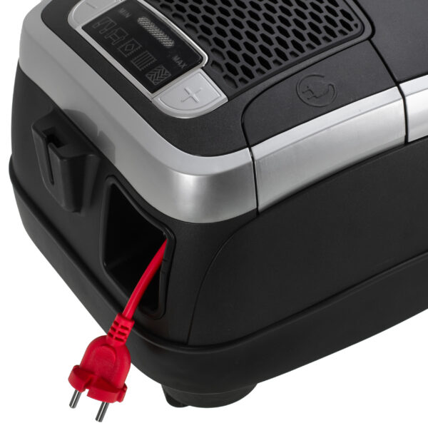 Adler Vacuum Cleaner | AD 7069 | Bagged | Power 3200 W | Dust capacity 3.5 L | Black - Image 12