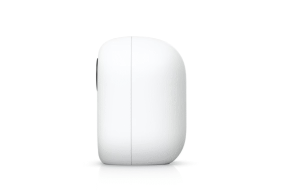 Ubiquiti | Plug-and-play, 4K WiFi-connected camera | UVC-G6-INS-W | 8 MP | Fixed | IPX5 - Image 3