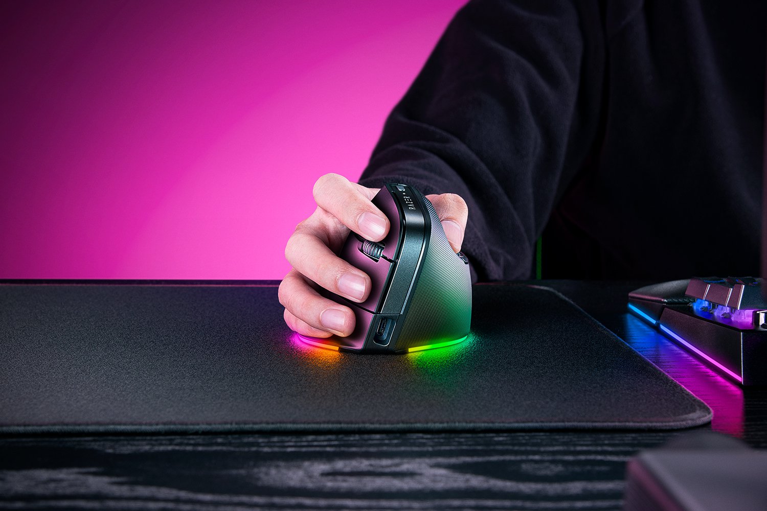 Razer Ergonomic Mouse | Pro Click V2 Vertical | Wireless - Image 4