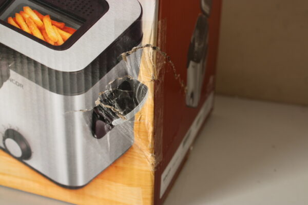 SALE OUT. Deep fryer SENCOR SFR 6200SS | Sencor DAMAGED PACKAGING,SCRATCHED PAINT - Image 3