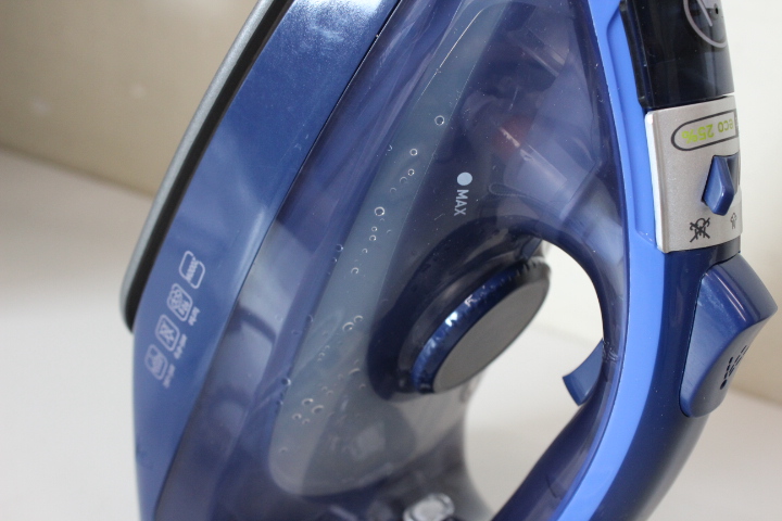 Razer Headset | Kraken Kitty V2 BT | Bluetooth | Over-ear | Microphone | Noise canceling | Wireless | White