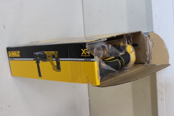 Dell | P2425D | 24 " | IPS | 16:9 | 100 Hz | 5 ms | 2560 x 1440 pixels | 350 cd/m² | HDMI ports quantity 1 - Image 12