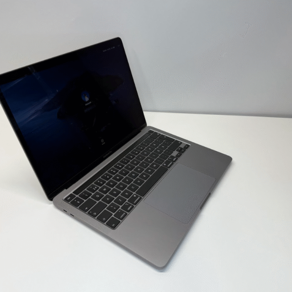 Apple Renew | Grade A | MacBook Pro (2020) | 13.3 " | i5-8257U | 8 GB | SSD | 256 GB | Intel Iris Plus Graphics 645 | macOS | Keyboard language Swedish | 12 month(s)