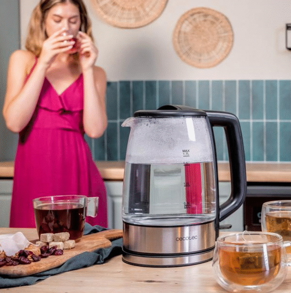 Cecotec Kettle | ThermoSense 340 Clear | Electric | 2200 W | 1.7 L | Glass | 360° rotational base | Clear - Image 4