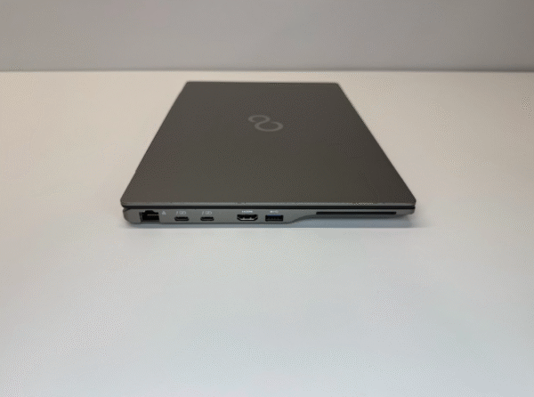 Fujitsu | RENEW | Grade B | LIFEBOOK U7411 | 13.9 " | FHD | i5-1135G7 | 8 GB | SSD | 256 GB | Intel Iris Xe Graphics | Windows 11 Pro | Keyboard language Nordic/Estonian | 12 month(s) - Image 3