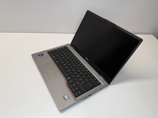 Fujitsu | RENEW | Grade A | LIFEBOOK U7413 | 14 " | FHD | i5-1335U | 16 GB | SSD | 512 GB | Intel Iris Xe Graphics | Windows 11 Pro | Keyboard language Nordic/Estonian | 12 month(s) - Image 2