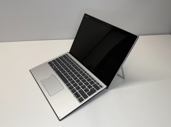 HP | RENEW | Grade A | Elite x2 G8 Tablet | 13.9 " | i5-1135G7 | 8 GB | SSD | 256 GB | Intel Iris Xe Graphics | Windows 11 Pro | Keyboard language Swedish | 12 month(s) - Image 2