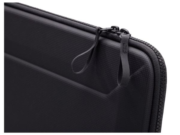 Thule Gauntlet | Fits up to size 14 " | MacBook Sleeve | Black - Image 5