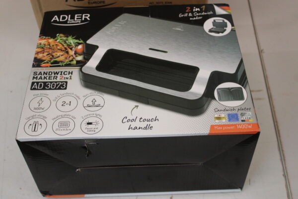 SALE OUT. Adler AD 3073 Sandwich maker 2 in 1, Stainless Steel/Black | Adler Sandwich maker 2 in 1 | AD 3073 | 1000 W | Number of plates 2 | Stainless Steel/Black | DAMAGED PACKAGING - Image 2