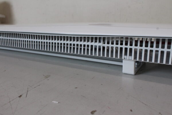 SALE OUT. Mill IB800L DN Panel Heater, 800W, low version, steel front, white | Mill | Heater | IB800L DN Steel | Panel Heater | 800 W | Number of power levels 1 | Suitable for rooms up to 10-14 m² | White | DENT CORPUS, DAMAGED PACKAGING | IPX4 - Image 3
