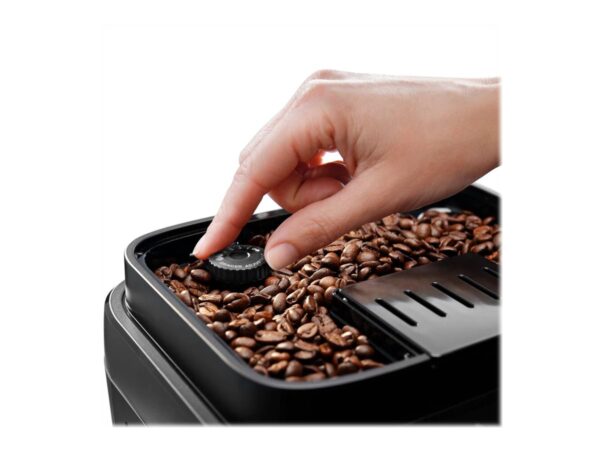 Delonghi | Coffee Maker | ECAM 290.42.TB Magnifica Evo | Pump pressure 15 bar | Built-in milk frother | Automatic | 1450 W | Silver/Black - Image 6