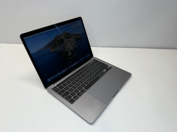 Apple | RENEW | Grade B | MacBook Pro (2019) | 13.3 " | i5-8257U | 8 GB | SSD | 256 GB | Intel Iris Plus Graphics 645 | macOS | Keyboard language Swedish | 12 month(s)