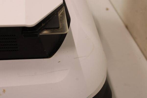 SALE OUT. Ecovacs GOAT A3000 LiDAR Lawn Mower, Robot, Efficiency 400 m²/h, Dual LiDAR + Camera, White/Black | Ecovacs | Lawn Mower | GOAT A3000 LiDAR | USED, DIRTY, SCRATCHED, MISSING HEXAGONAL KEY AND BLADES | 5000 Ah - Image 4