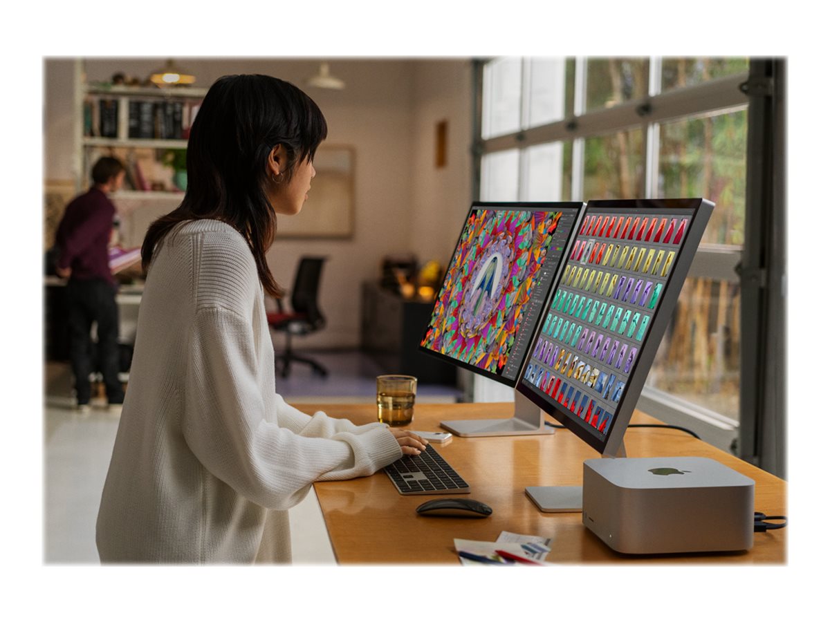 Apple | Studio Display - Nano-texture glass | 27 " | 5k | 16:9 | 60 Hz | 5120 x 2880 pixels | 600 cd/m² | Silver - Image 8