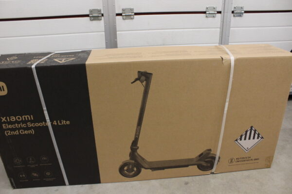 SALE OUT. Xiaomi Electric Scooter 4 Lite (2nd Gen) | Xiaomi | 24 month(s) | DAMAGED PACKAGING - Image 3