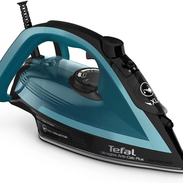 TEFAL | FV6832E0 | Steam Iron | 2800 W | Water tank capacity 270 ml | Continuous steam 50 g/min | Steam boost performance 260 g/min | Black/Blue