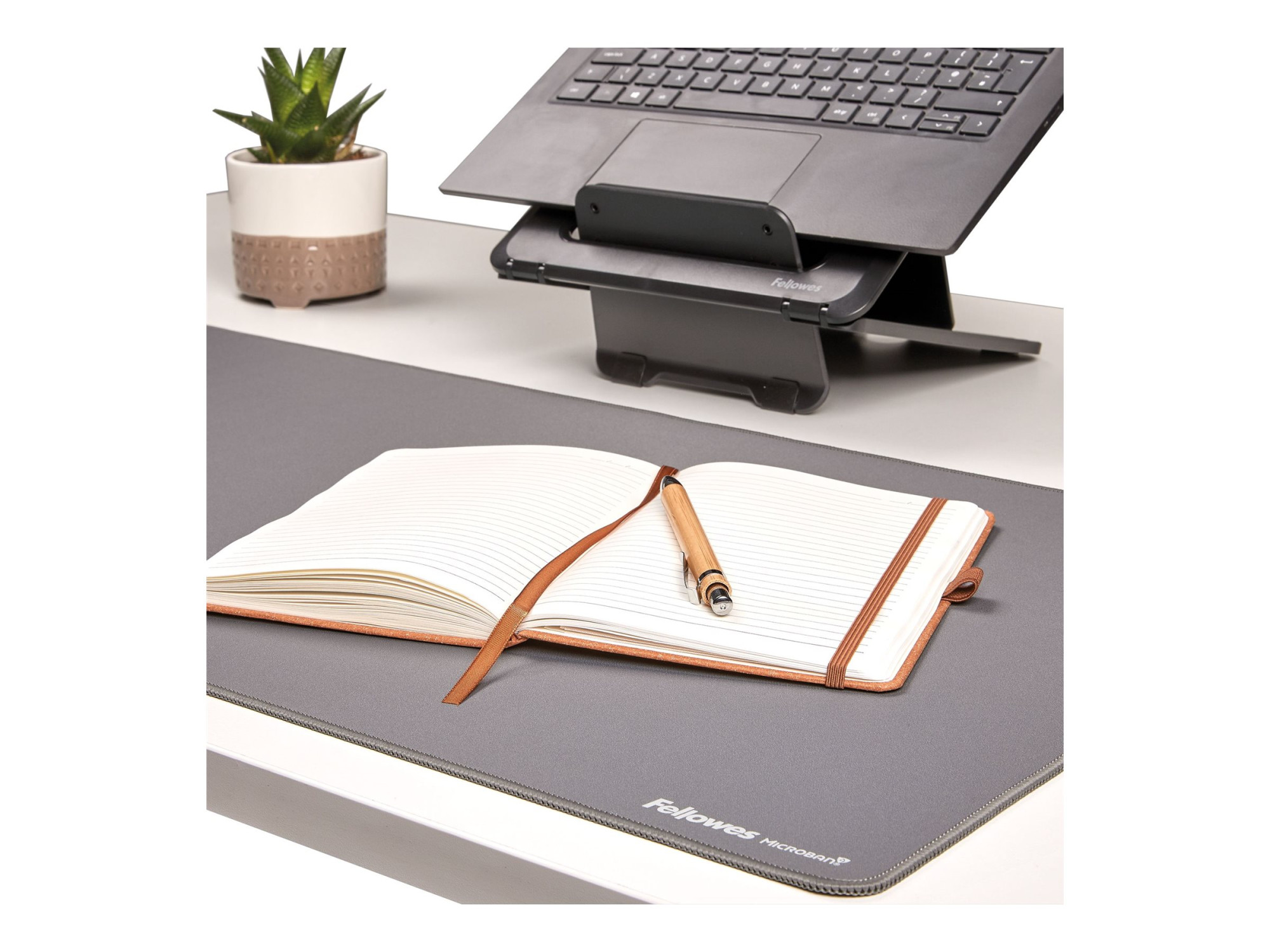 Fellowes Desk Mat | Breyta | 800 x 400 x 2.5 mm | Grey - Image 8