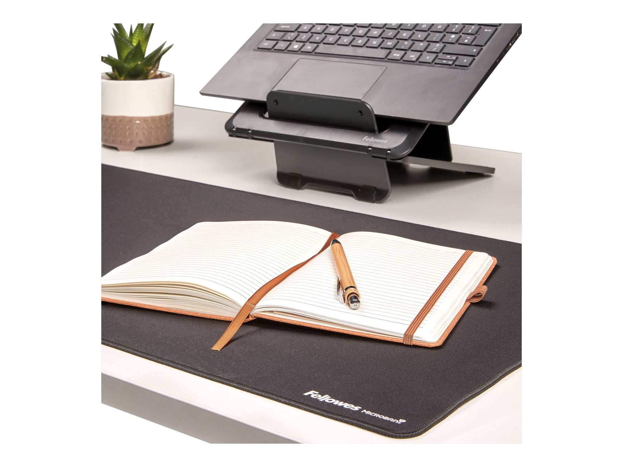 Fellowes Desk Mat | Breyta | 800 x 400 x 2.5 mm | Black - Image 9
