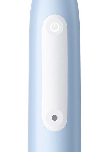 Oral-B | Electric Toothbrush | iO3 Series | Rechargeable | For adults | Number of brush heads included 1 | Number of teeth brushing modes 3 | Ice Blue