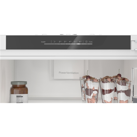 Bosch | Refrigerator | KIR81ADD0 | Energy efficiency class D | Built-in | Larder | Height 177.2 cm | Fridge net capacity 310 L | Display | 34 dB | White - Image 3