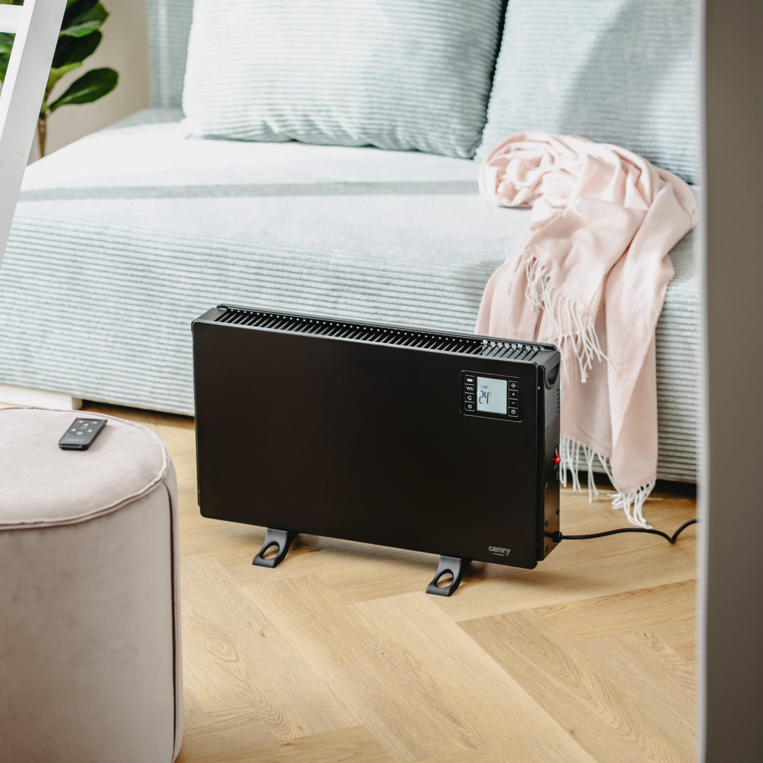 Camry Fan Heater with Remote Control | CR 7739 | Convection Heater | 2000 W | Number of power levels 3 (750W/1250W/2000W) | Black - Image 12