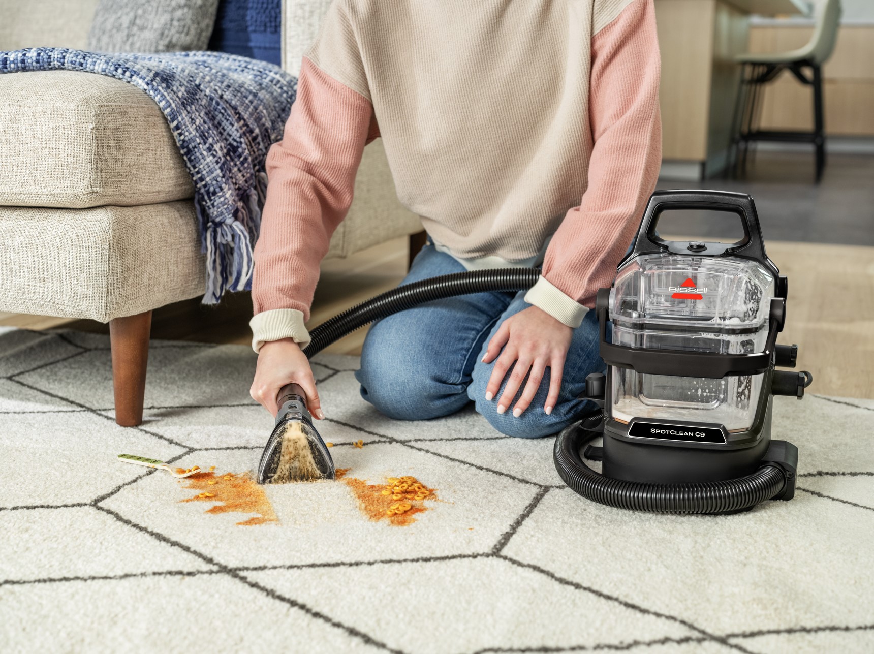 Bissell | Portable Carpet and Upholstery Cleaner | SpotClean C9 Pro | Corded operating | Washing function | 400 W - Image 3