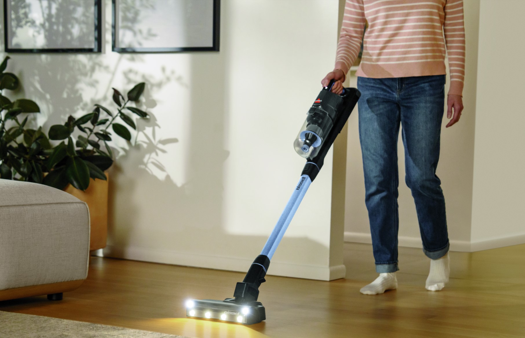 Bissell Stick Vacuum | PowerClean FurFinder Select | Cordless operating | 200 W | 25.2 V | Operating time (max) 40 min | Black/Titanium/Lake Blue | Warranty 60 month(s) | Battery warranty 24 month(s) - Image 4
