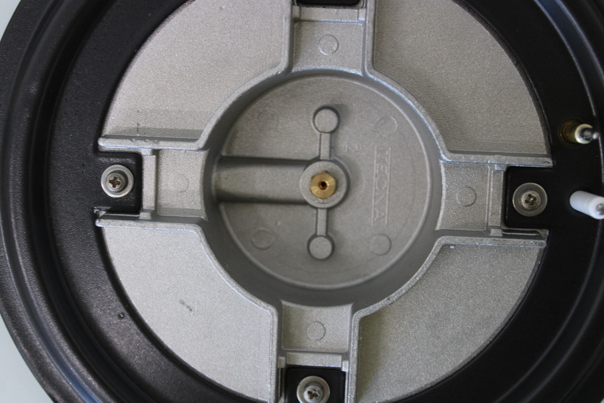 AXAGON USB-C 10Gbps - M.2 NVMe and SATA SSD GAME M.2 box | EEM2-GAM - Image 7