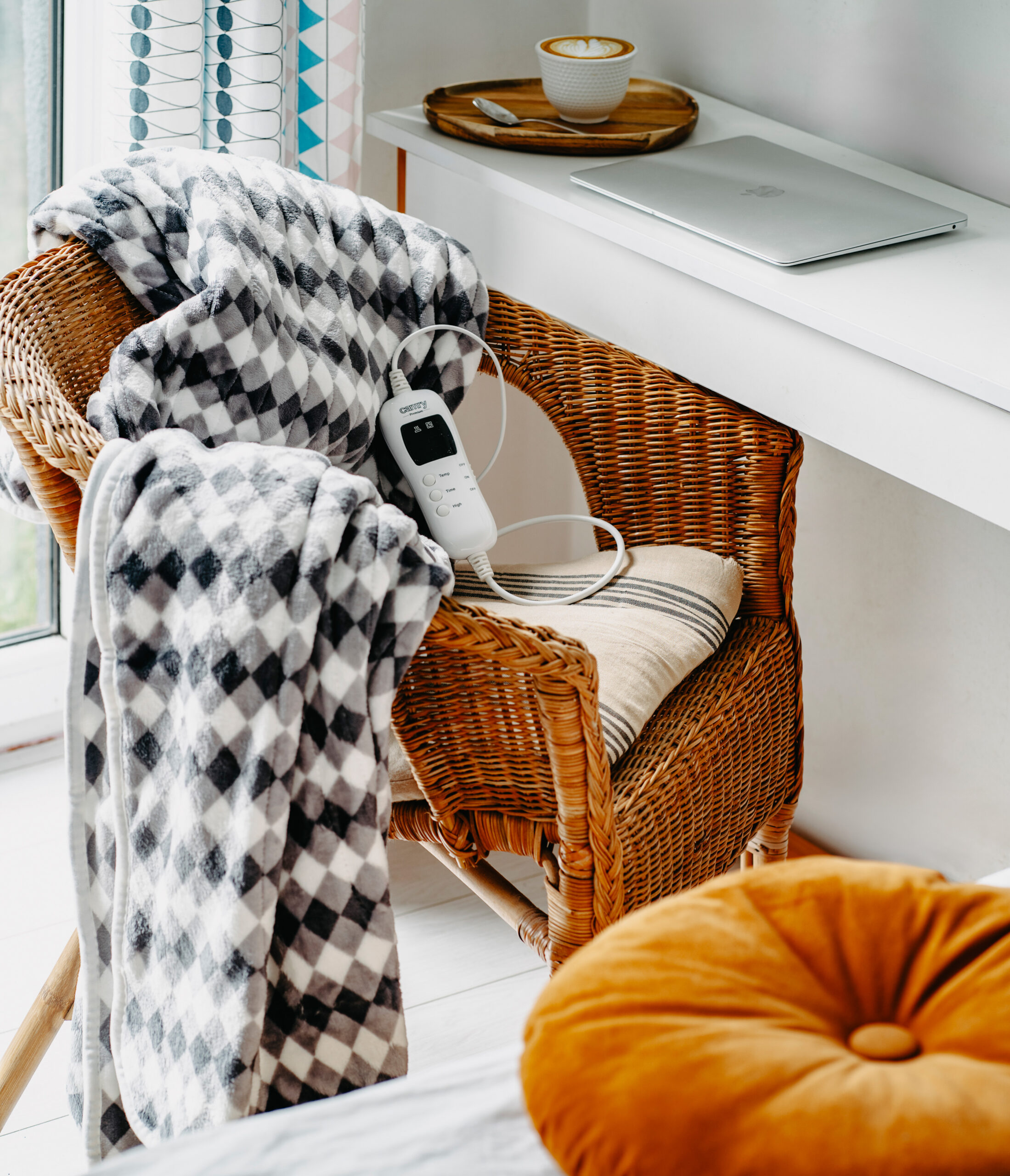 Camry | Electirc heating throw-blanket with timer | CR 7442 | Number of heating levels 7 | Number of persons 1 | Remote control | 120 W - Image 8