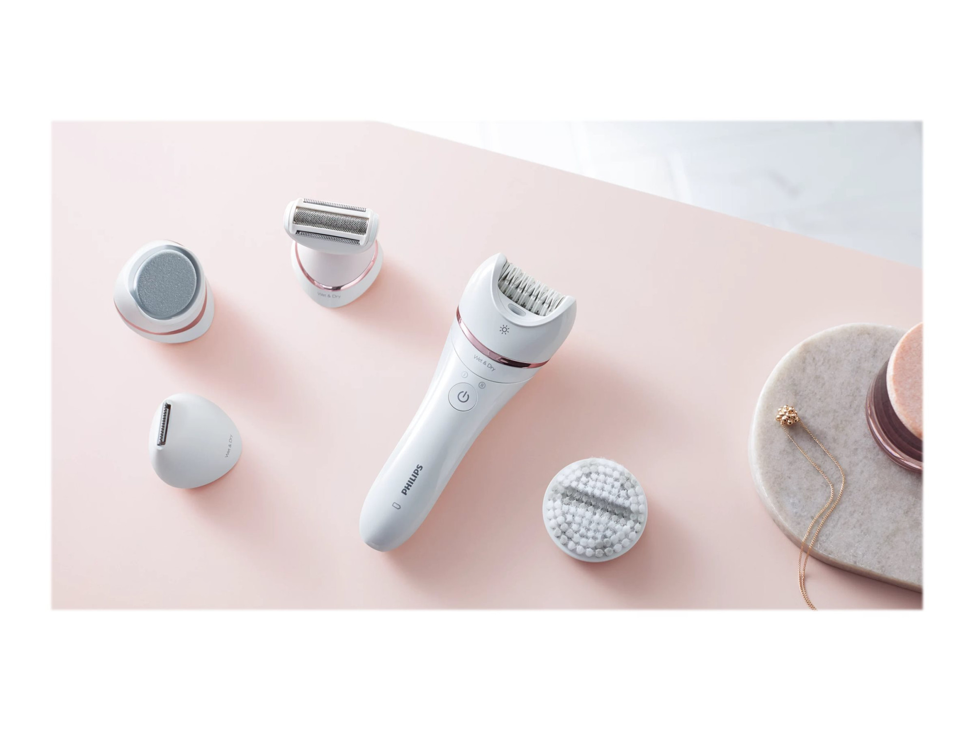 Philips | Epilator | BRE740/10 | Operating time (max) 40 min | Number of power levels N/A | Wet & Dry | White - Image 14