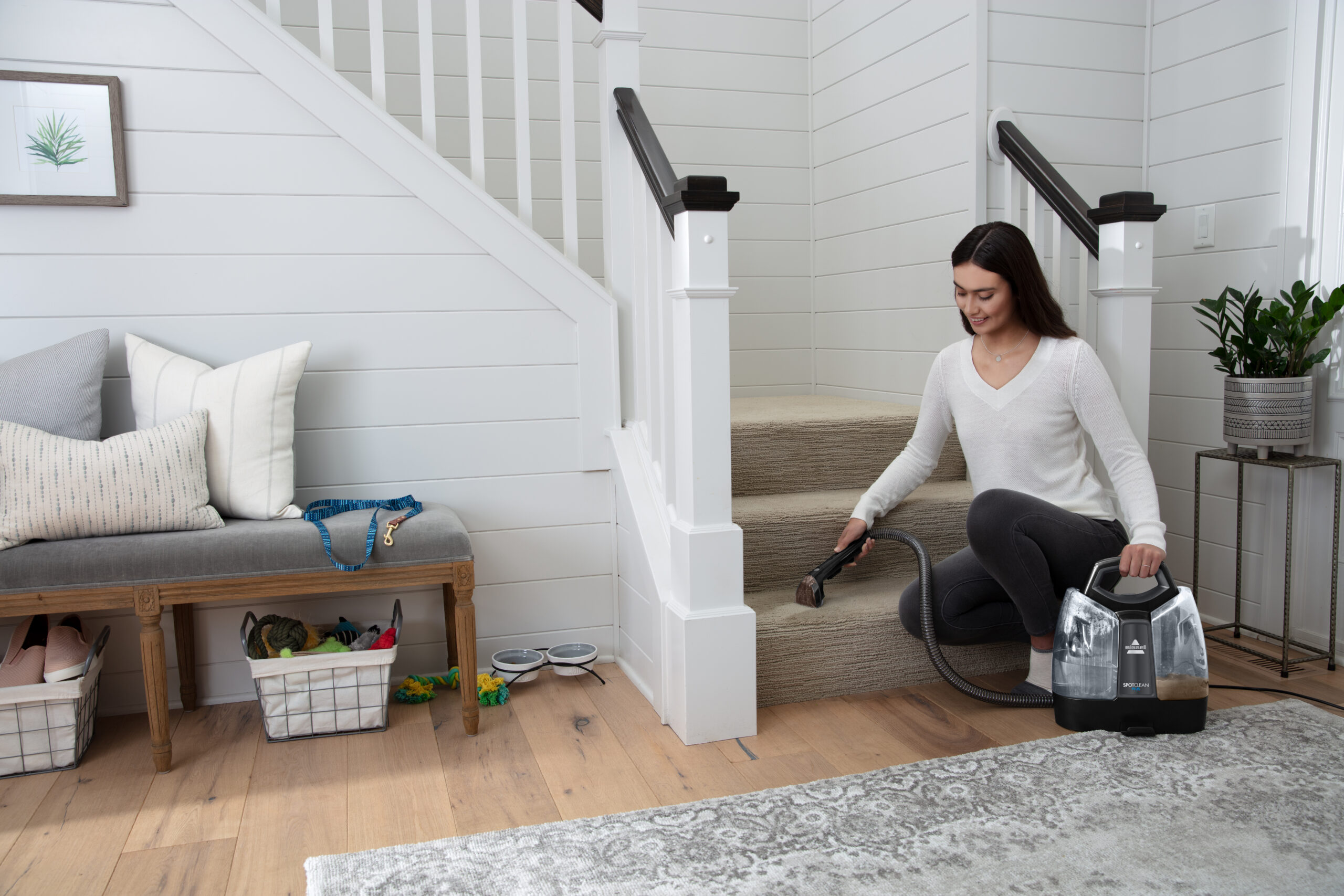 Bissell | SpotClean Plus Cleaner | 3724N | Corded operating | 330 W | Black/Titanium | 24 month(s) - Image 5