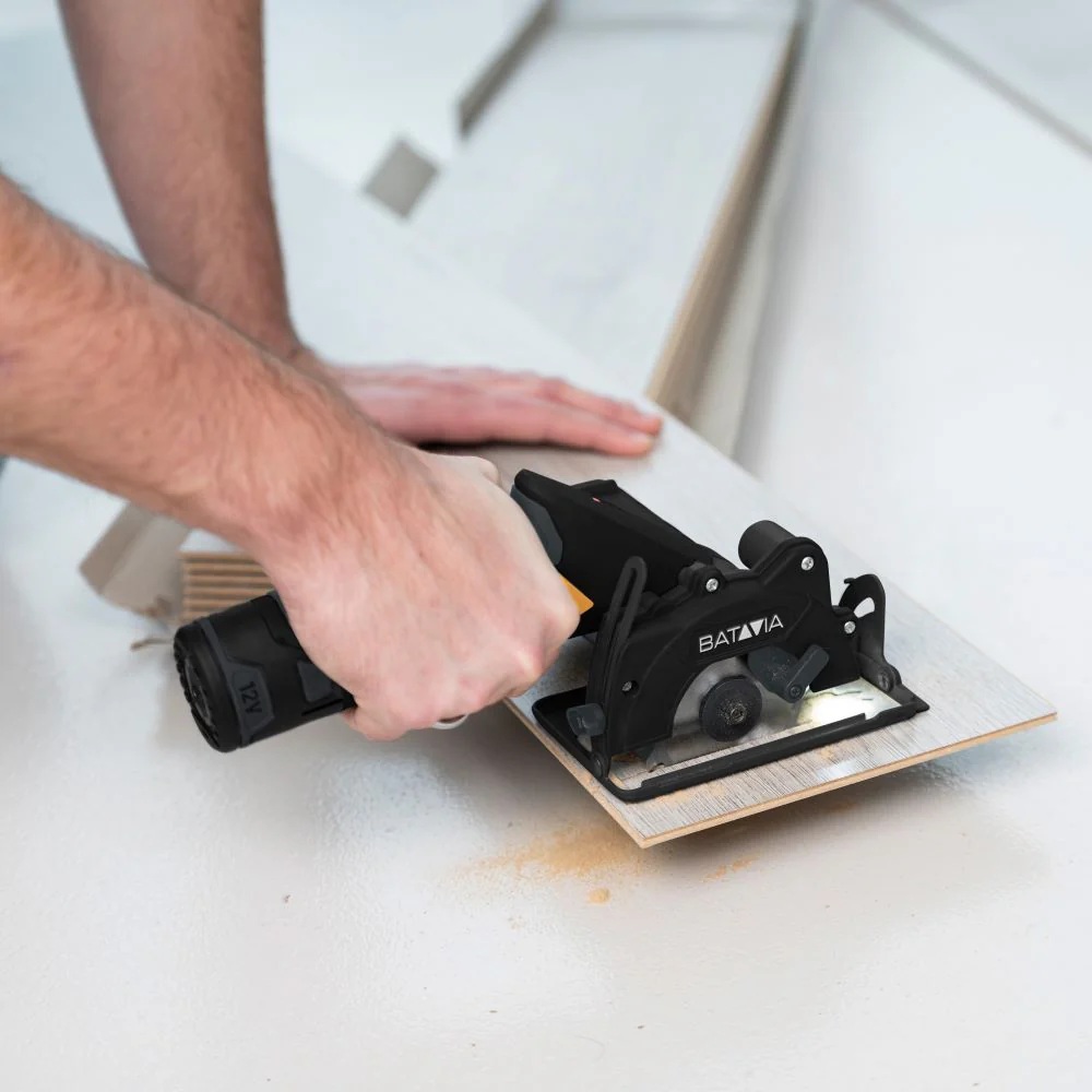 12V Cordless Circular Saw 85 mm - Fixxpack 2.0 Set (incl. 2.0Ah battery & USB-C charging cable) - Image 4