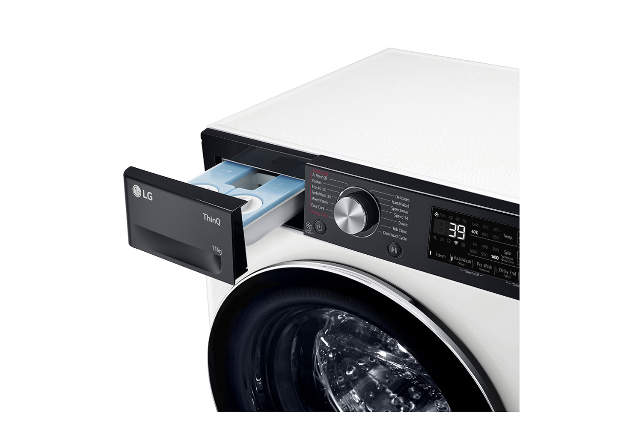 LG Washing machine | F4WR711S3HA | Energy efficiency class A | Front loading | Washing capacity 11 kg | 1400 RPM | Depth 57 cm | Width 60 cm | Display | LED | Steam function | Direct drive | Wi-Fi | White - Image 4