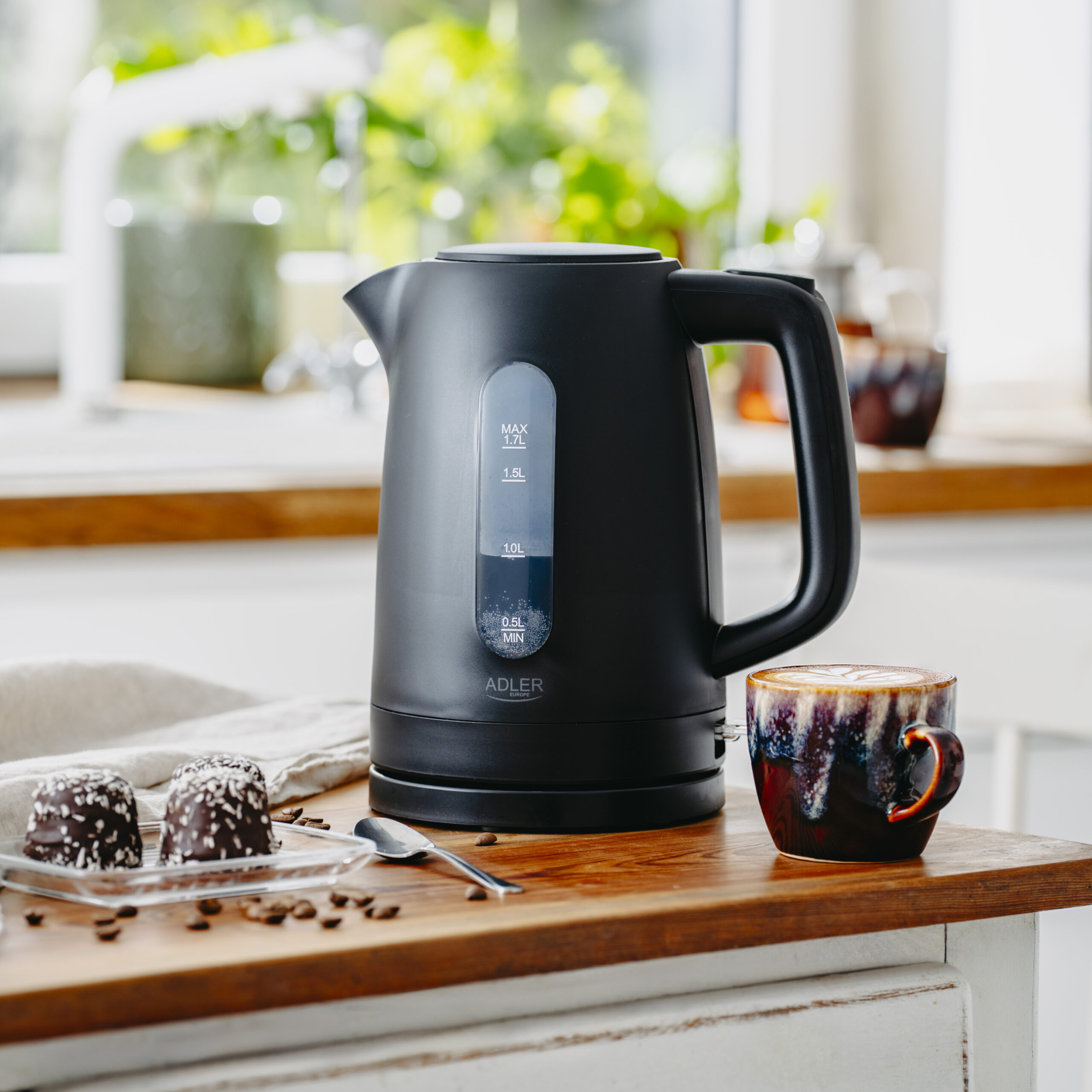 Adler Kettle | AD 1379b | Electric | 2200 W | 1.7 L | Polypropylene | 360° rotational base | Black - Image 10