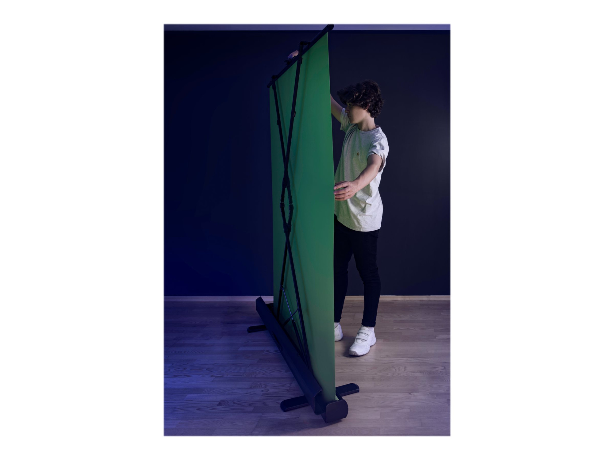 Elgato Retractable Green Screen | 10GAF9901 | 148 x 180 cm - Image 7