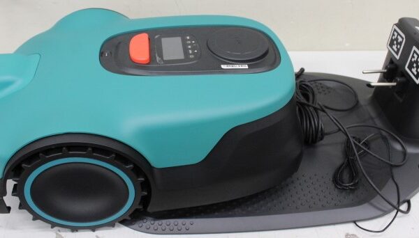 SALE OUT. AYI Wireless Robotic Lawn Mower DM3 1000i | AYI UNPACKED