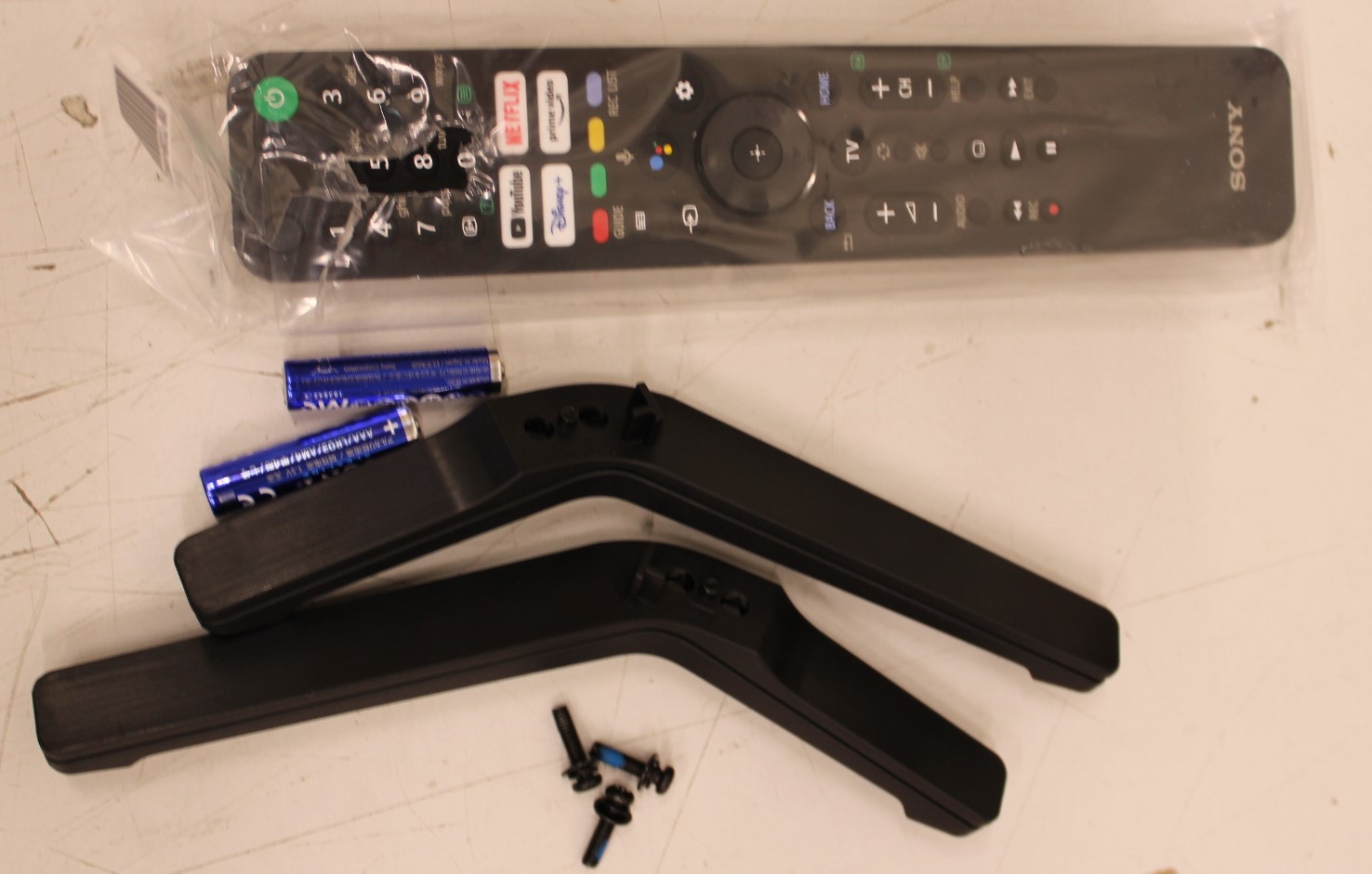 Lenovo | ThinkVision E24-40 | 23.8 " | IPS | 16:9 | 100 Hz | 4 ms | 1920 x 1080 pixels | 250 cd/m² | HDMI ports quantity 1 | Raven Black | Warranty 36 month(s) - Image 5