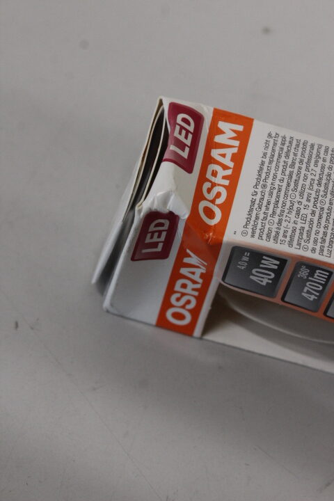 SALE OUT. | Parathom Classic Filament | E14 | 4 W | Warm White | DAMAGED PACKAGING | DAMAGED PACKAGING - Image 2