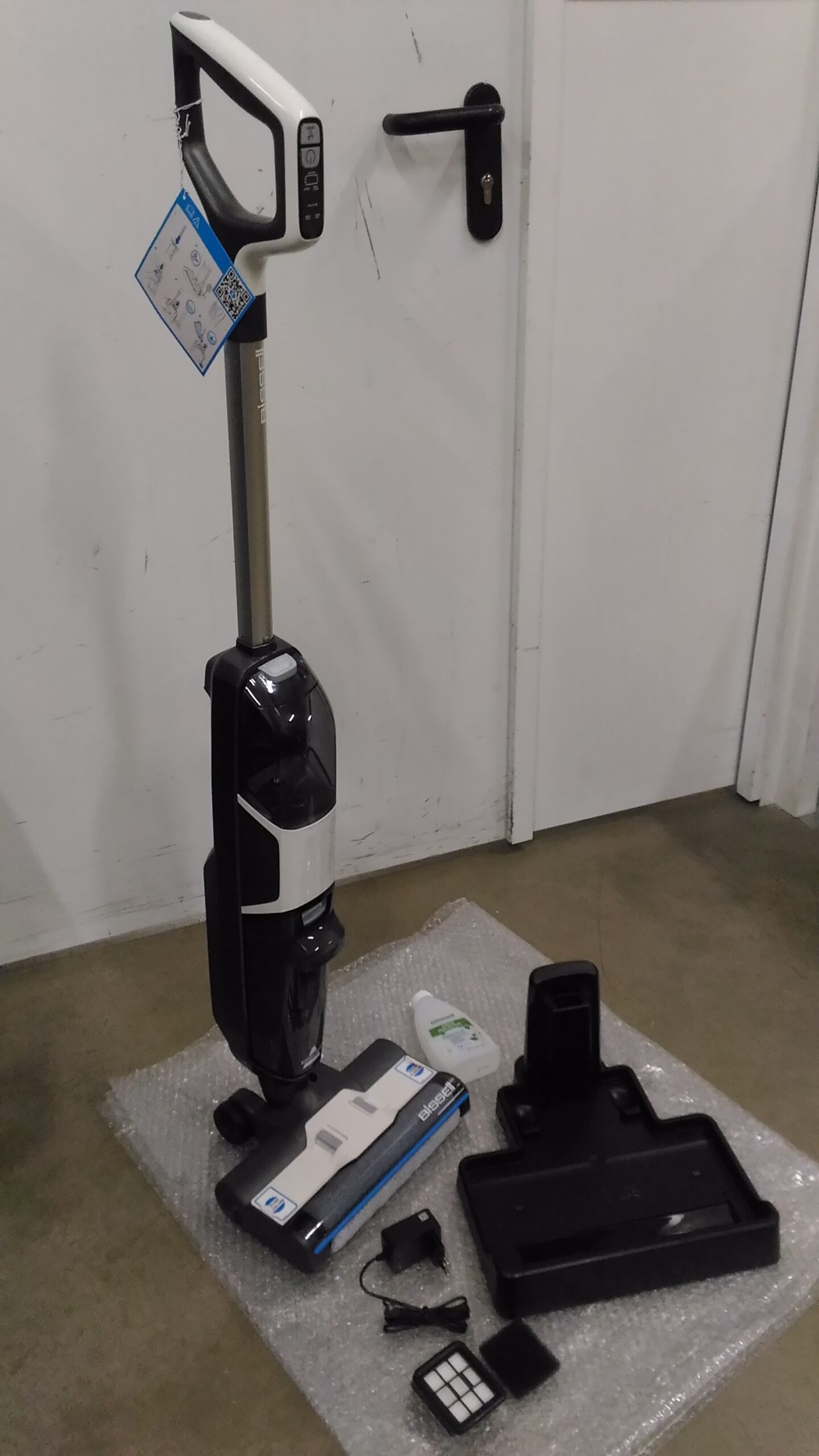 SALE OUT. | Bissell | Vacuum Cleaner | CrossWave HF3 Cordless Select | Cordless operating | Handstick | Washing function | - W | 22.2 V | Operating time (max) 25 min | Black/Titanium/Bossanova Blue | Warranty 24 month(s) | UNPACKED, NOT USED