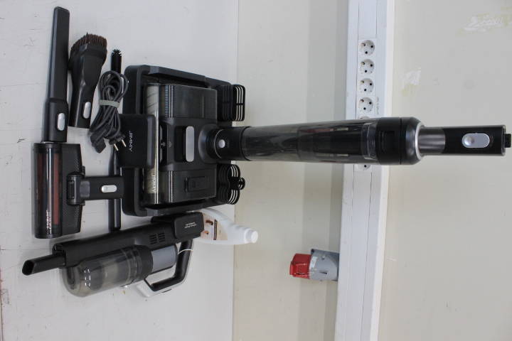 Apple Watch Ultra 2 | Smart watch | GPS (satellite) | Always-On Retina | Waterproof