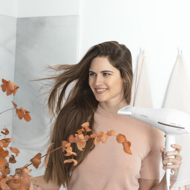 Cecotec Hair Dryer | IoniCare 5300 Maxi Aura | 2200 W | Number of temperature settings 3 | Ionic function | Diffuser nozzle | White - Image 5