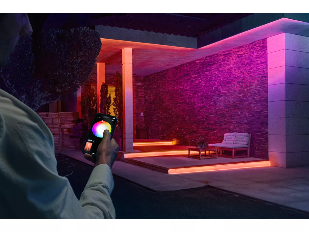 Philips Hue Flux Lightstrip for outdoor use, 6 m | 30 W - Image 4